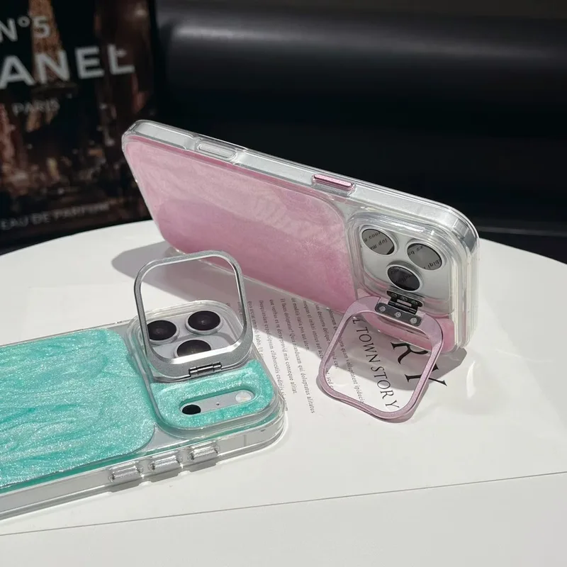 Case standing via its 360° ring